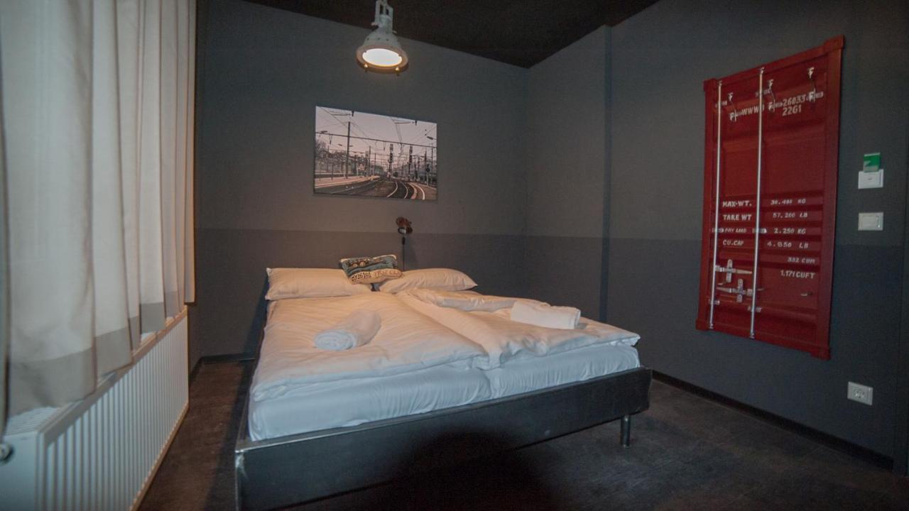 Hostel Am Bahnhof Suhl Ngoại thất bức ảnh