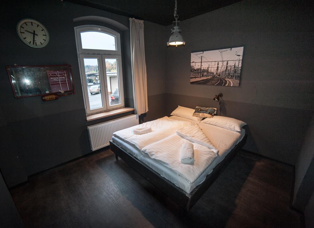 Hostel Am Bahnhof Suhl Ngoại thất bức ảnh
